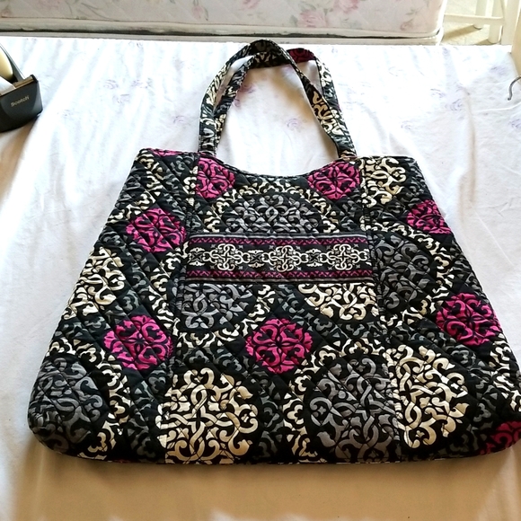 Vera Bradley Handbags - Vera Bradley purse